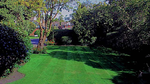 gardener services in Hindley Green